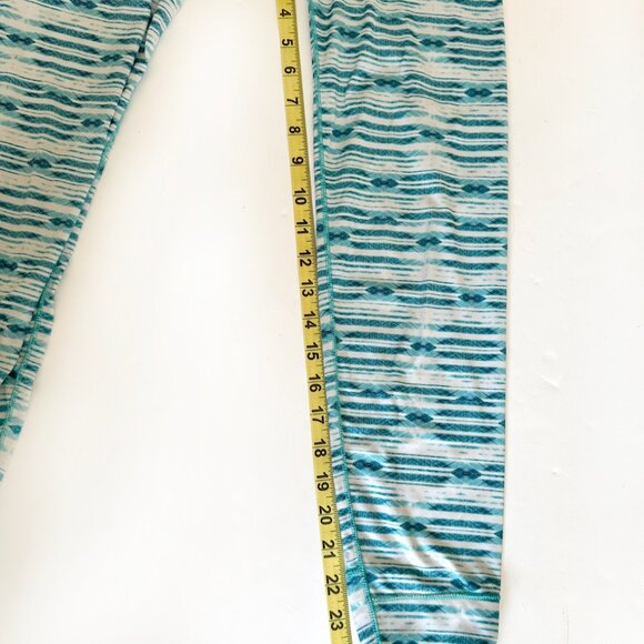 Patagonia Girls Capilene Base Layer Leggings Pants Sz L 12 Green & White Stripes - Picture 7 of 8